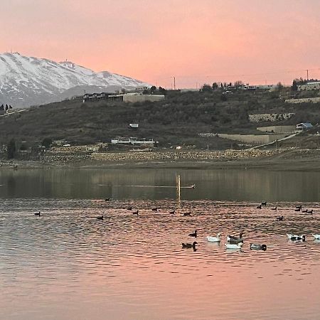The Bus Majdal Shams Exterior foto