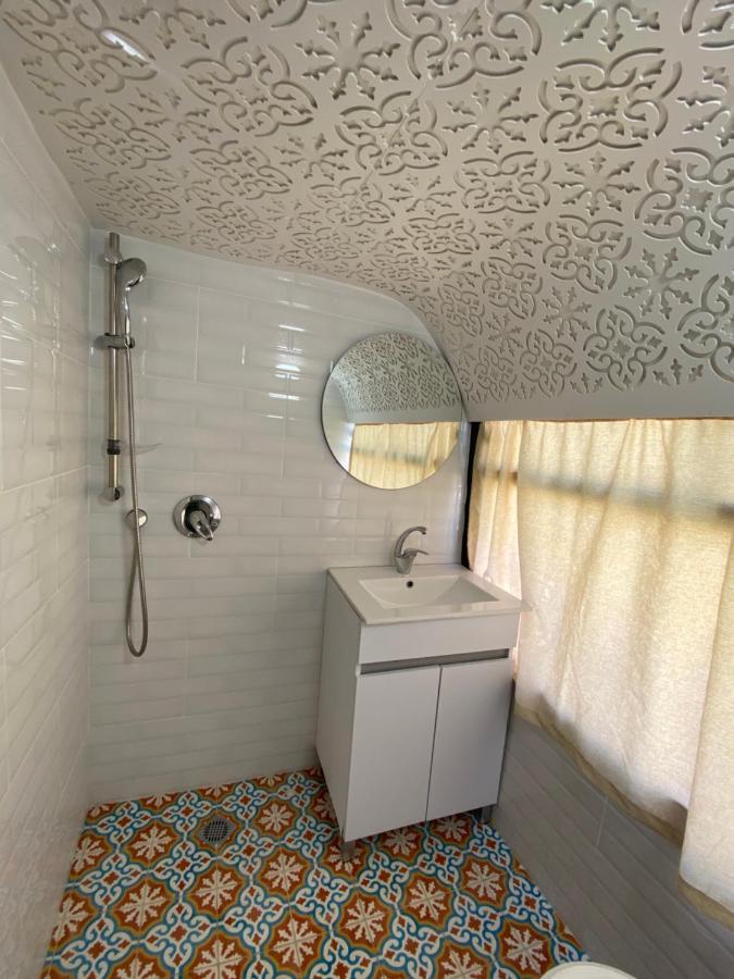 The Bus Majdal Shams Exterior foto
